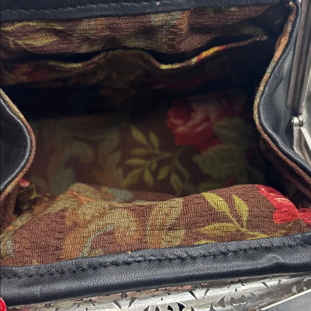 VTG Brighton black mini bag w/magnetic closure ornate silver & gold soft leather - Picture 3 of 10